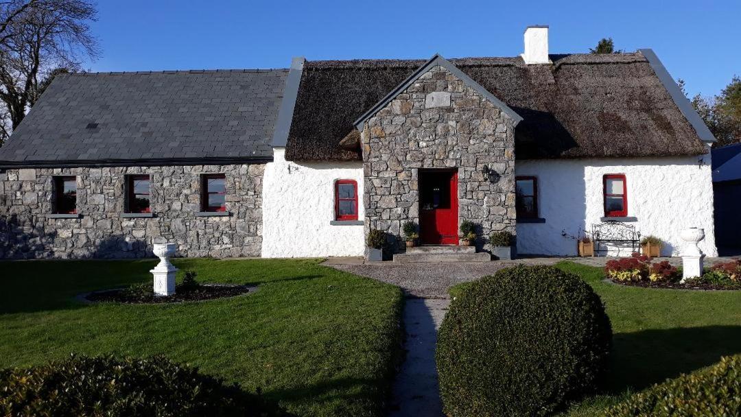 The Thatched Cottage B&B Claregalway Luaran gambar